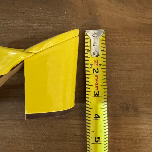 UNISA WOMEN'S CHRISSY SQUARE TOE HEELED SANDALS,YELLOW, US SIZE 6.5 MEDIUM, FUN! - Picture 13 of 13